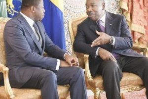 Le président togolais s’entretient avec Ali Bongo à Libreville
