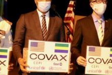 Coronavirus : Les États-Unis offrent 100 620 doses de vaccins Pfizer au Gabon
