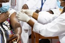 5 choses à savoir sur le COVAX, l’initiative vaccinale de l’OMS contre la Covid-19
