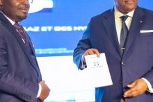 Le nouveau Code gabonais des hydrocarbures remis au Premier ministre
