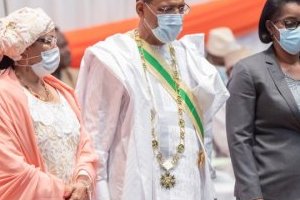 Ossouka Raponda à l’investiture du président nigérien Mohamed Bazoum
