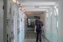 France : Convaincu d’avoir été trompé, un détenu tabasse sa compagne au parloir d’une prison
