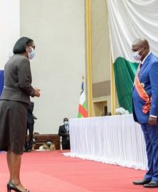 Ossouka Raponda à l’investiture du président centrafricain Archange Touadéra
