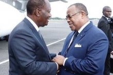 Le Premier ministre gabonais à nouveau à l’aéroport pour accueillir un visiteur d’Ali Bongo
