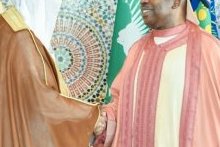 Ali Bongo reçoit l’ambassadeur du royaume d’Arabie Saoudite au Gabon
