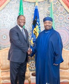 Le président ivoirien Alassane Ouattara reçu en audience par Ali Bongo
