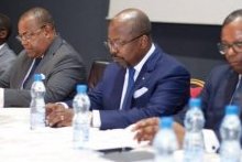 Le Premier ministre gabonais appelle à l’union sacrée de la République face au coronavirus
