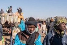 Les migrants en route vers la Méditerranée sont confrontés à des risques extrêmes à travers l’Afrique
