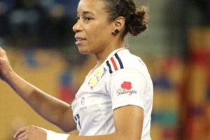 La France championne du monde de handball avec Estelle Nze Minko
