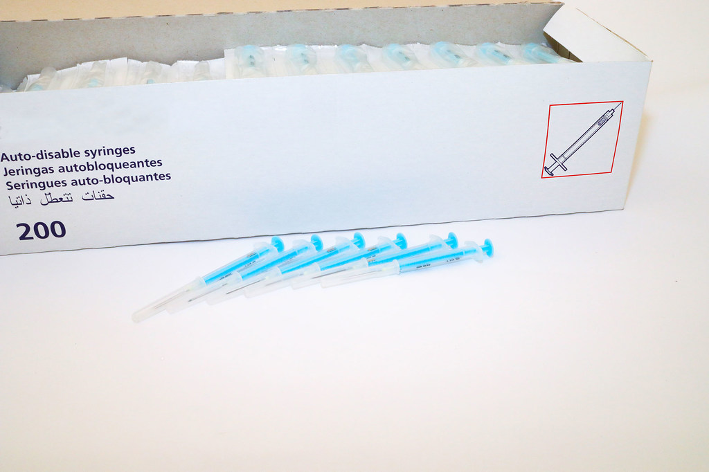 Covid-19 : l’UNICEF commence à expédier des seringues pour le déploiement mondial des vaccins
