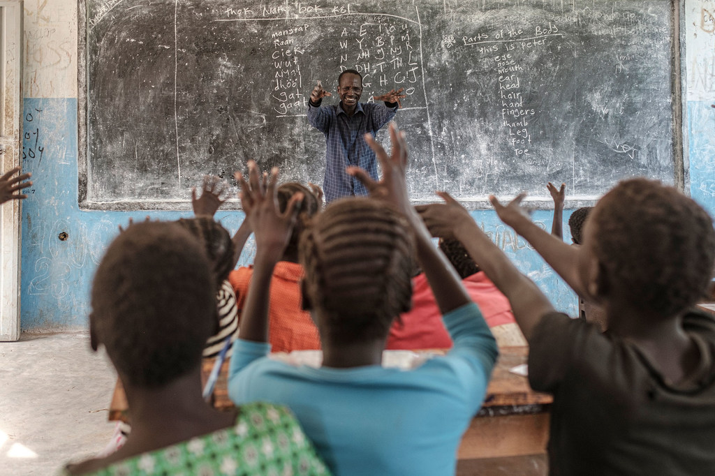 75 millions d’enfants dans 35 pays en crise ont un besoin urgent d’un soutien éducatif
