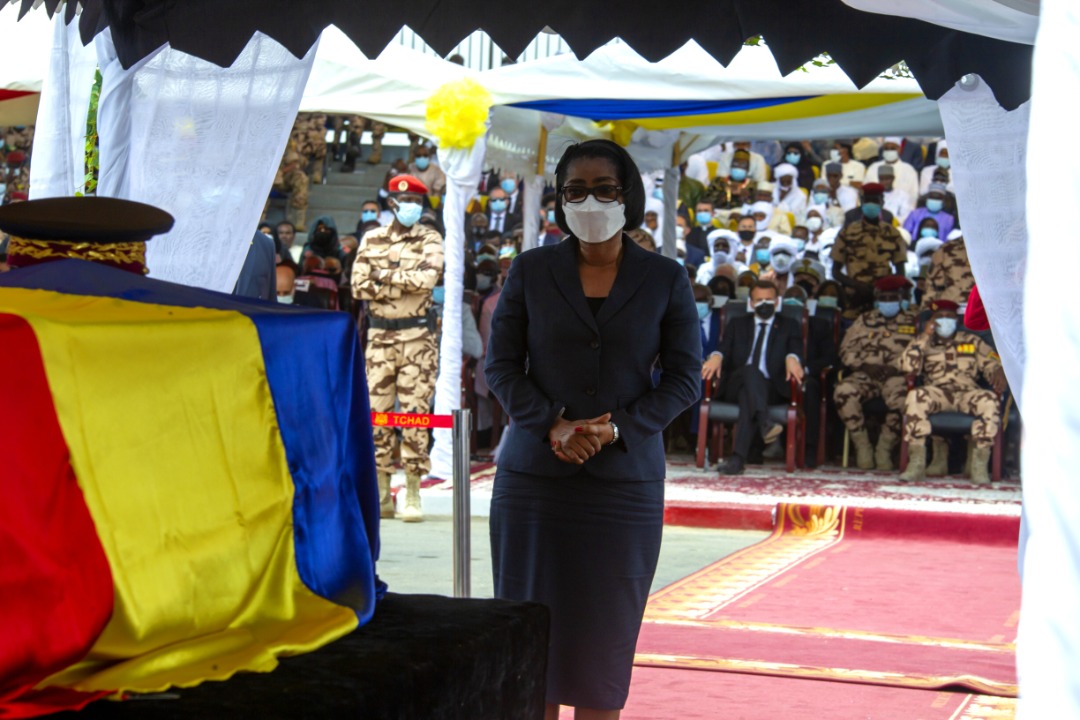 Ossouka Raponda à N’djamena pour les obsèques du Maréchal Idriss Deby Itno

