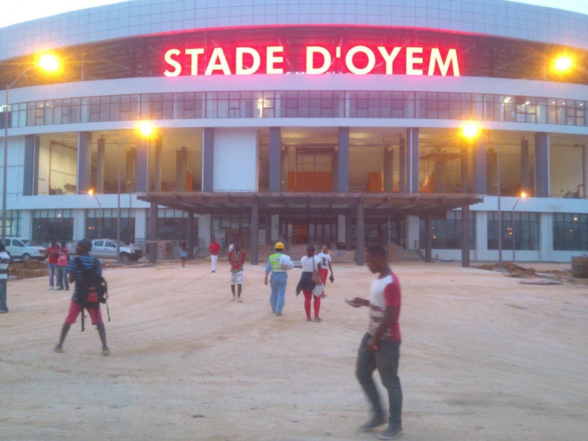 Incendie du stade d’Oyem : la réaction du ministère gabonais des Sports
