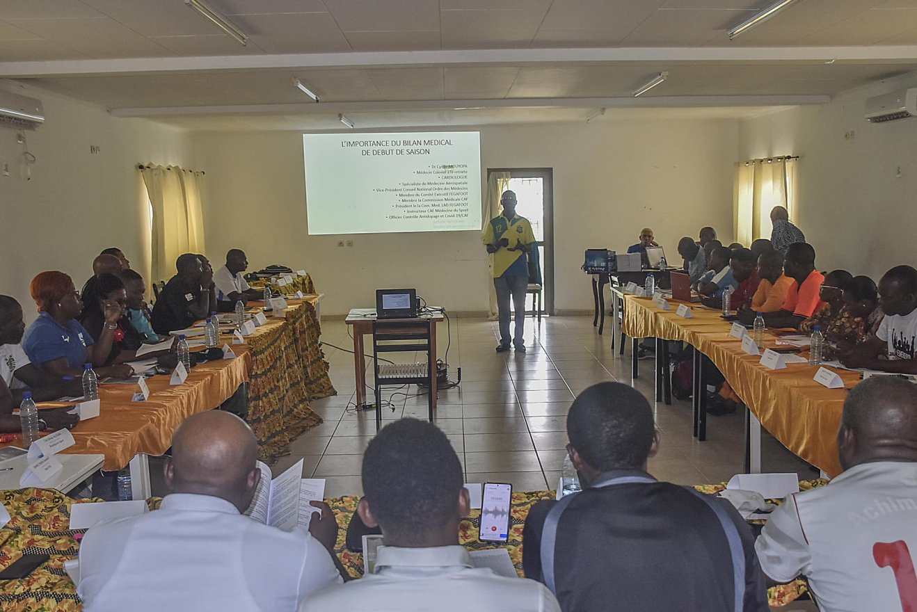 Recyclage : La Fegafoot renforce les compétences des entraîneurs locaux gabonais
