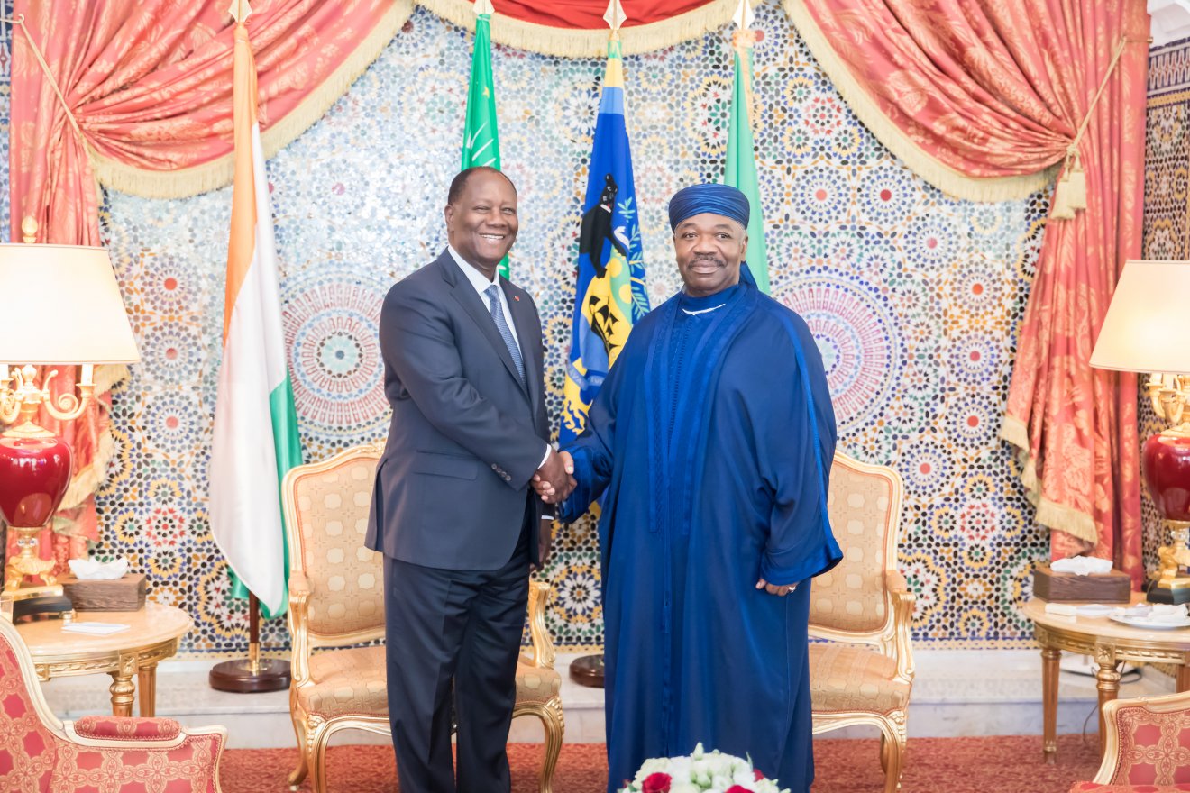 Le président ivoirien Alassane Ouattara reçu en audience par Ali Bongo
