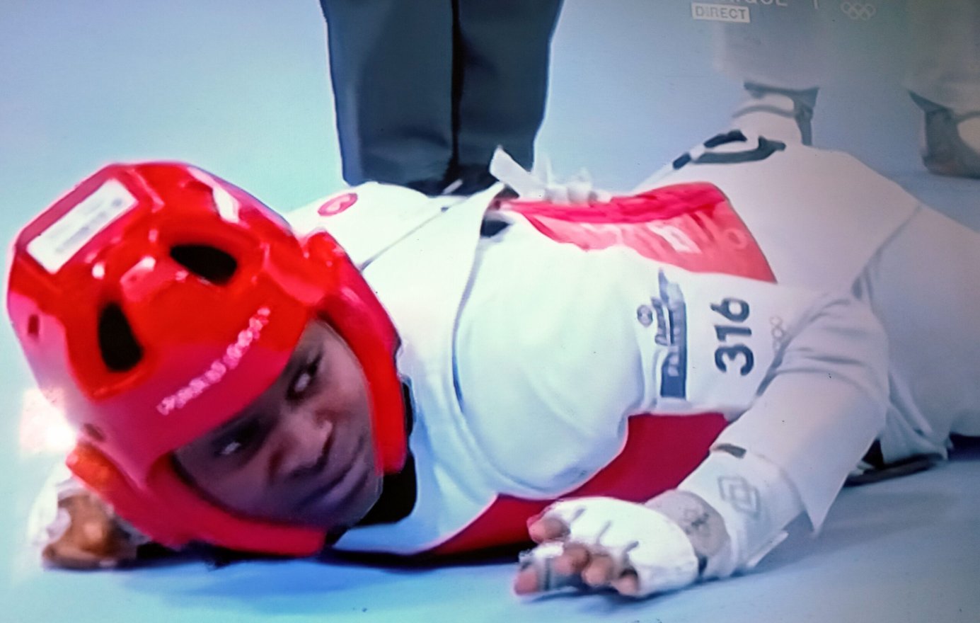 Taekwondo : Blessée, Emmanuella Atora en France pour une opération cruciale
