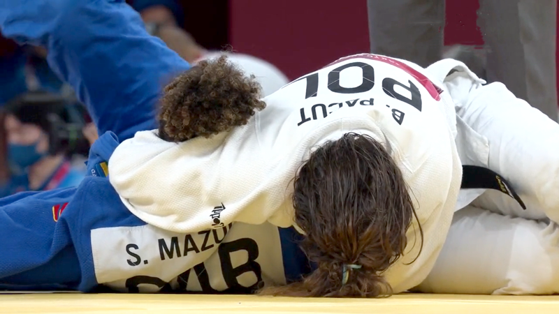 Sarah Mazouz éliminée à son tour des JO, annonce sa retraite du judo
