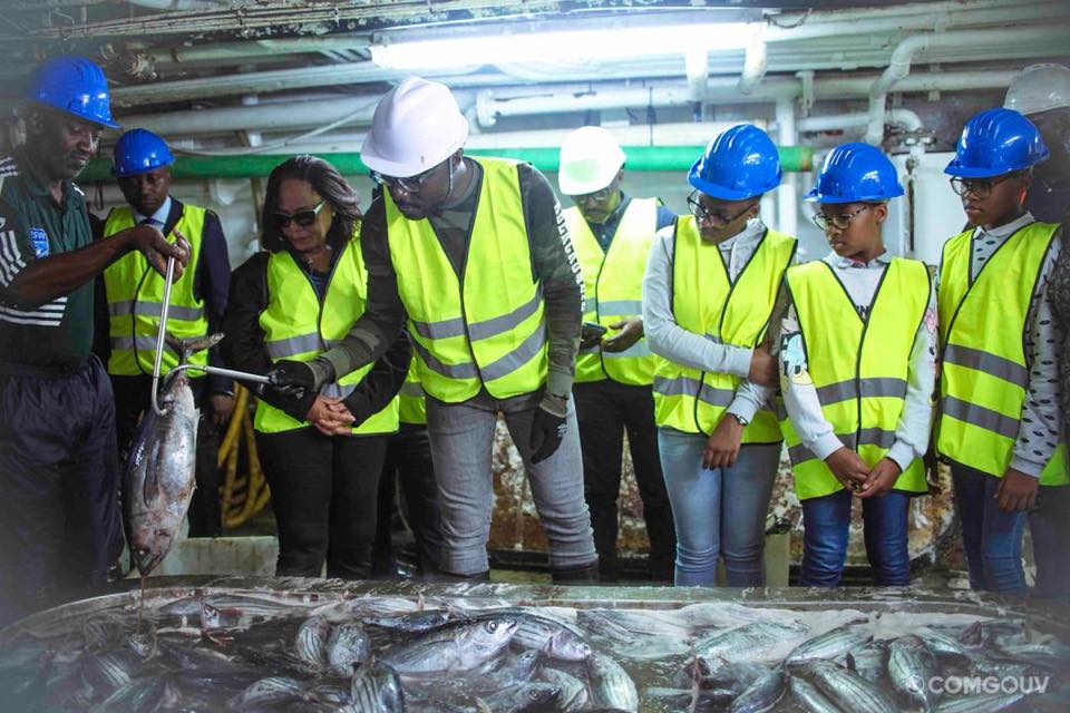 Deuxième opération de transbordement de thon au Gabon
